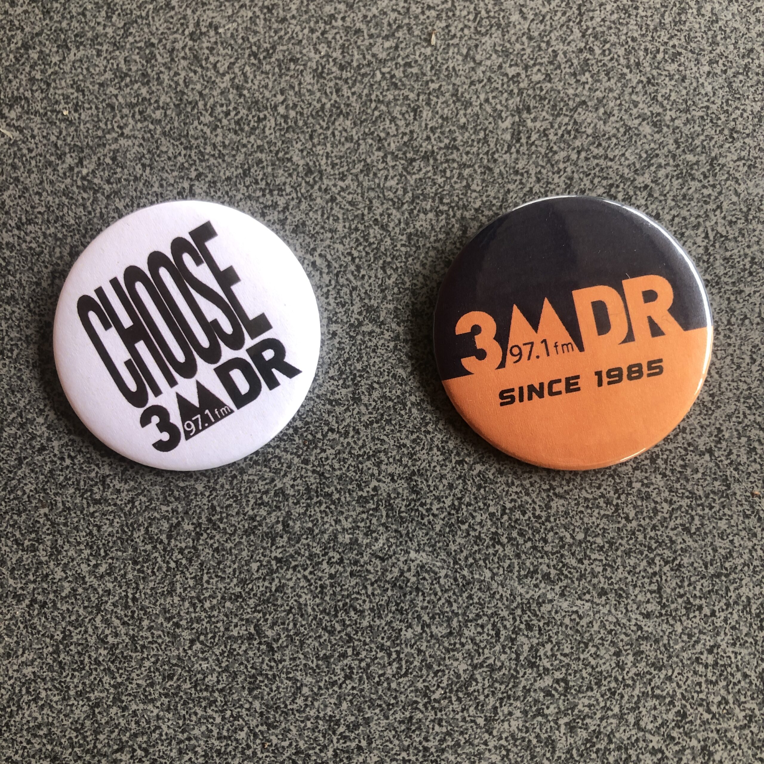 3MDR Button Badges